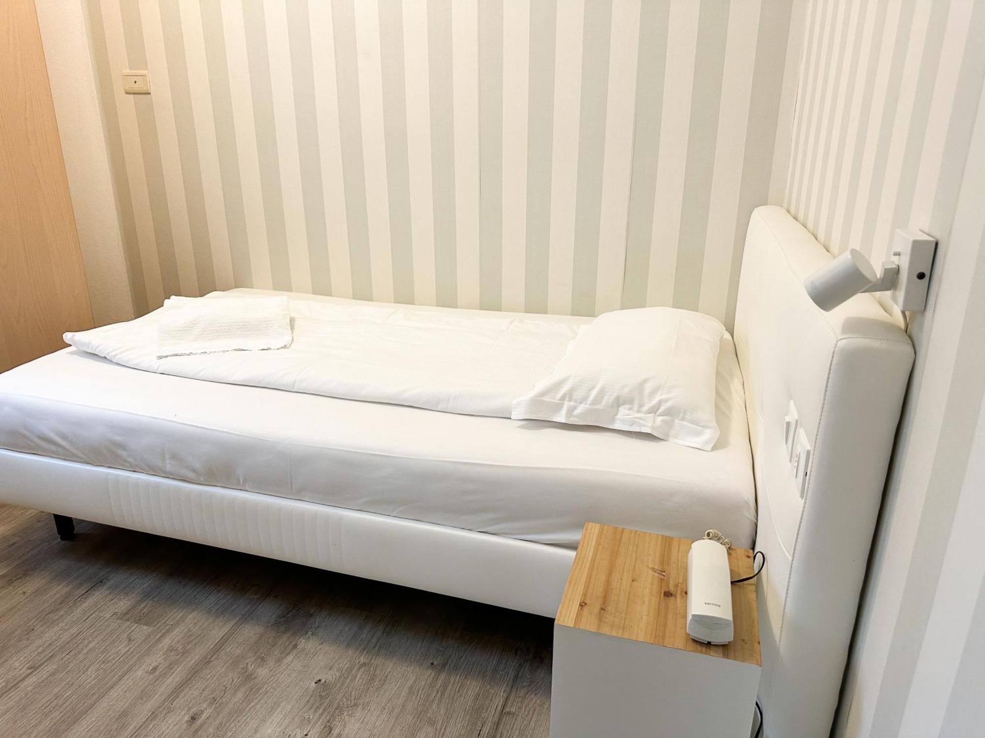 Hotel Bristol Рива-дель-Гарда Экстерьер фото